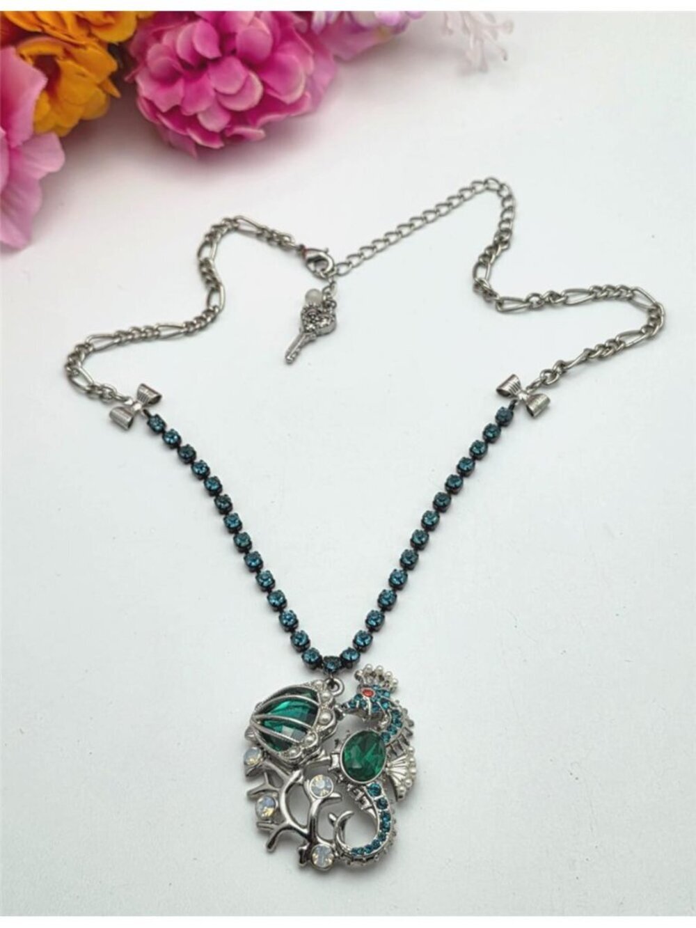 Betsey Johnson Crowned Seahorse Necklace Blue Green Crystal Silver Tone 19"
